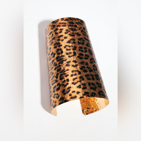 NWT Zara Gold Leopard  Animal Print  Cuff Bracelet - Picture 4 of 6